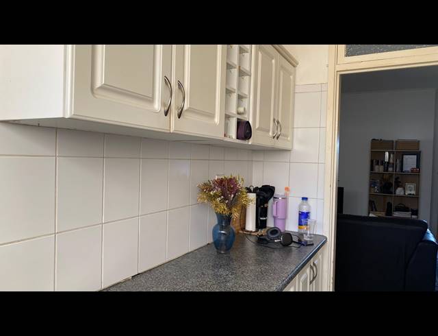1 BEDROOM FLAT FOR SALE IN GLENWOOD